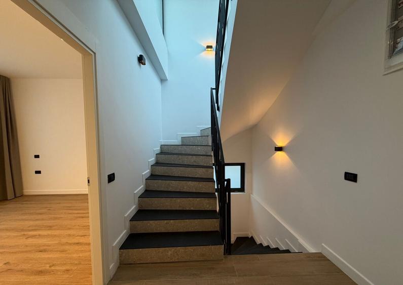 Vila 4 camere de inchiriat TUNARI ?coala Americana 3 min. - 4