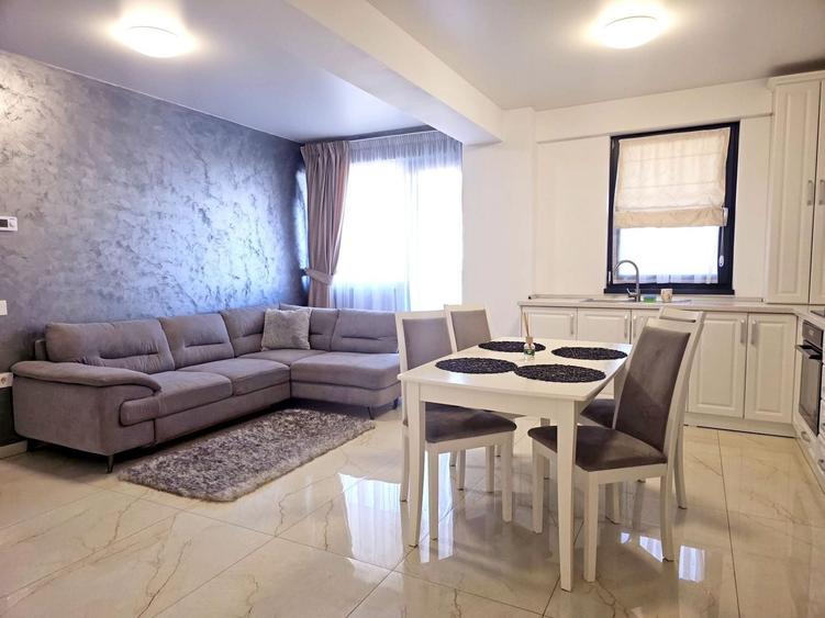 Inchiriere 2 camere Complex Roka, Micro 17 – parcare – 560 euro/luna - 1