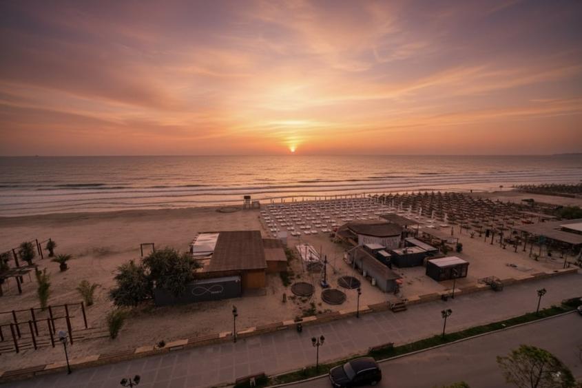 Unic | Alezzi infinity - Vedere frontala si loc de parcare - 2