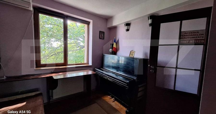 Apartament 3 camere de inchiriat, 50 mp, strada Pacurari - 6