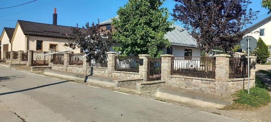 Vand Casa in Mitoca? Suceava 18ari totul la cheie tel - 1