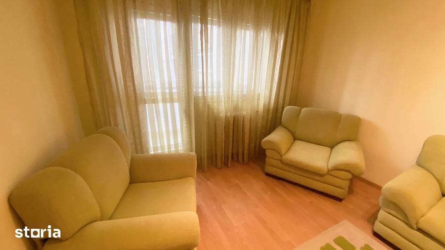 Apartament cu 2 camere decomandat în Titan