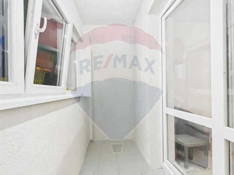 Apartament 2 camere de vanzare+loc de parcare Militari Shopping Center - 9
