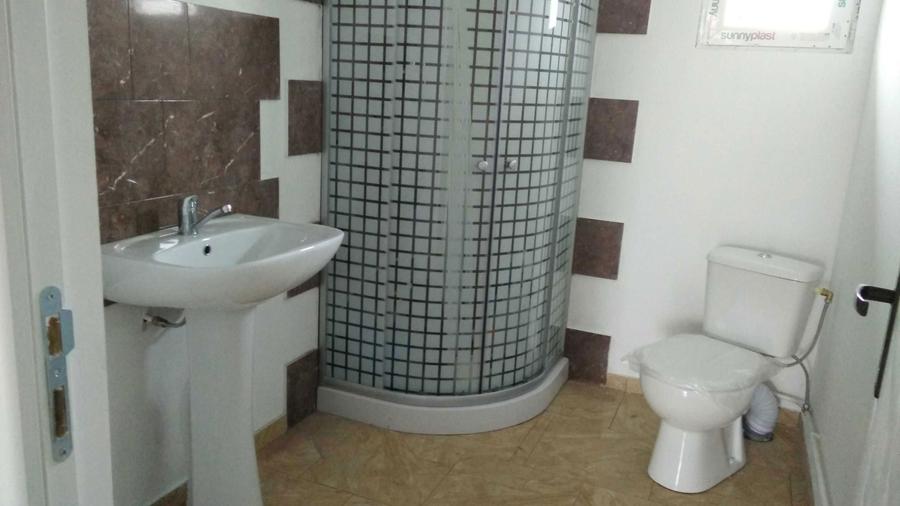 Casa langa Valenii de Munte - 1