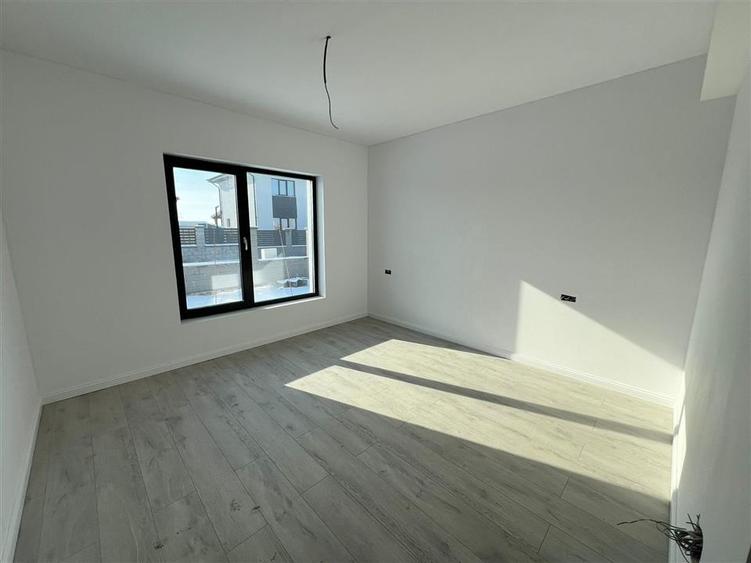 Casa 3 camere-2 bai-10 min de STV - 10