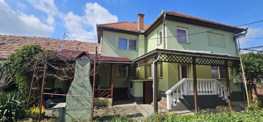 Casa si teren de vanzare - 7