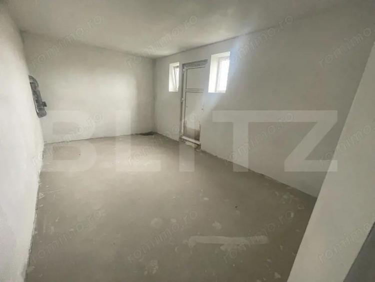 Casa individuala semifinisata 4 amere 10 ari teren si garaj - 10