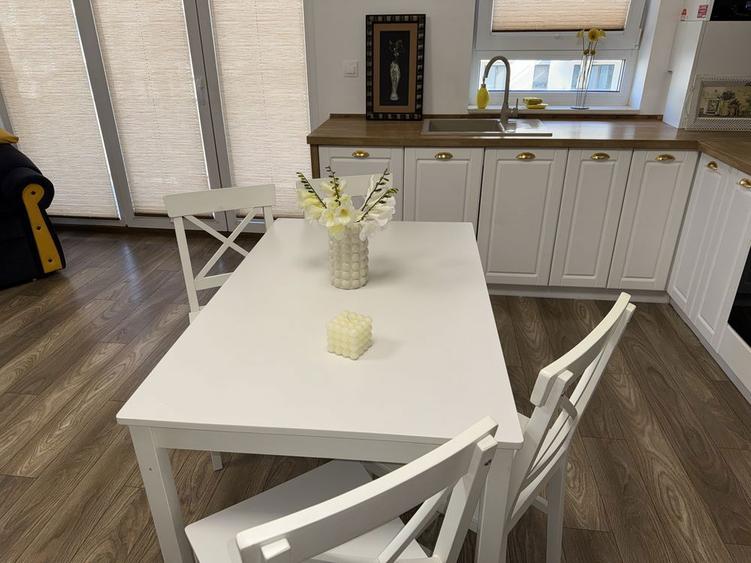 Inchiriez Apartament 2.5 camere Maurer - 2