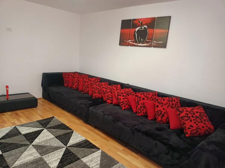 Inchiriez apartament, 2 camere decomandat, 1 decembrie 1918, et 3 - 2