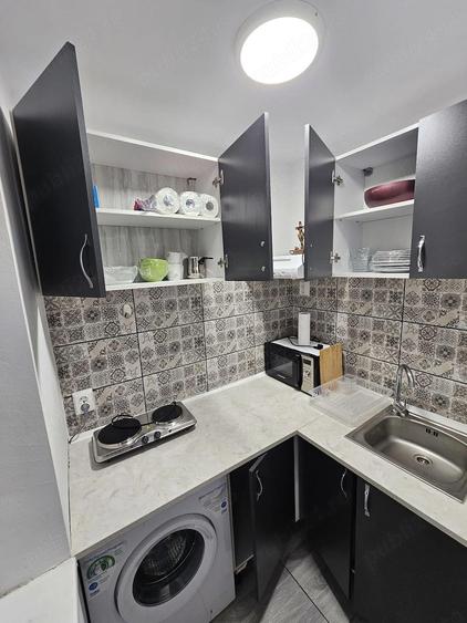 Inchiriez apartament doua camere Tomis Nord - 3