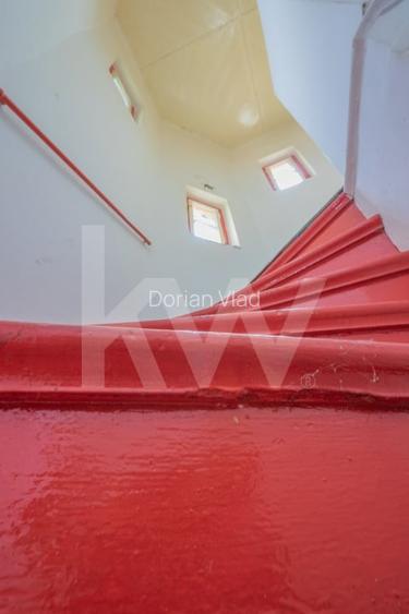Apartament cu priveliste superba in zona centrala!