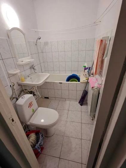 Apartament cu 2 camere, decomandat,  zona Podu Ros - 7