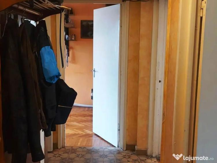 Proprietar vand ap. 3 camere, in Cluj-Napoca, cart. Gheorgheni, aleea Bai?a 4 - 8