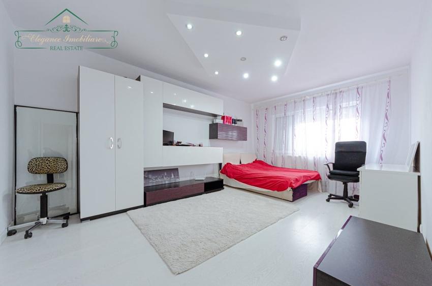 Apartament cu 2 camere si centrala proprie, zona Alfa, Arad - 2