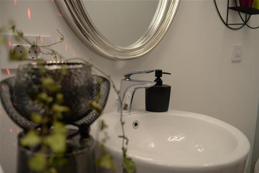 Nivel in vila, in caracter unic, dotari de colectie, terase, parcare securizata, - 23