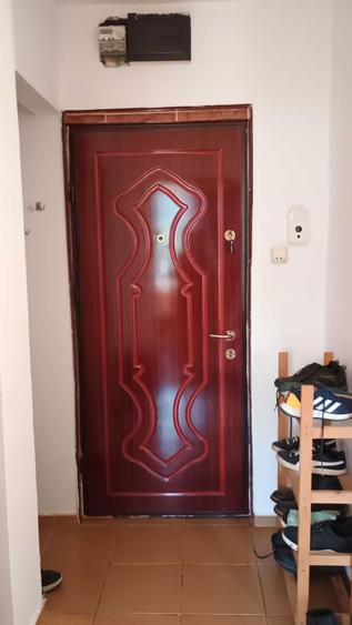 Apartament 3 camere,decomandat - 4