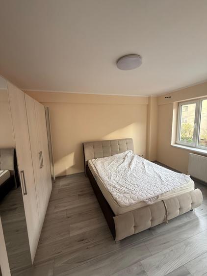 Ap 3 cam semidec, mobilat modern+utilat, et.1/4, bl. nou, zona Hotel Paradis - 2