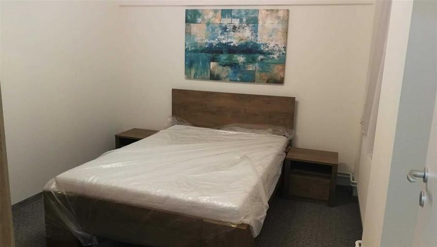 Apartament 3 camere decomandat etaj 1 zona Centrala - 3