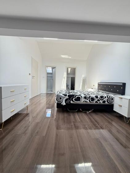 Apartament cu 3 camere în Giroc