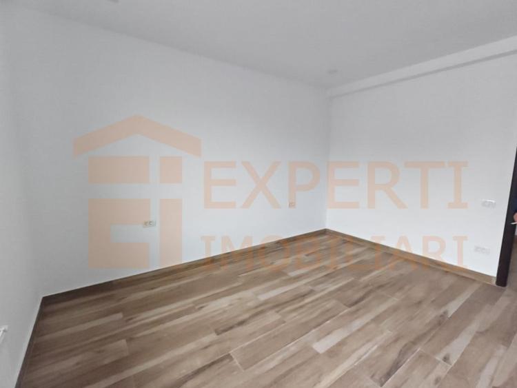 Spațiu comercial, de 360 mp, în Central