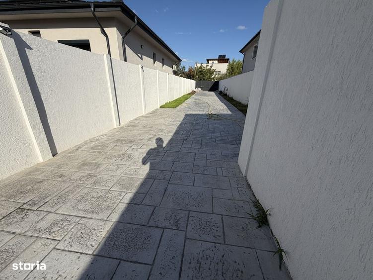 Casă cu 4 camere cu Teren 705 Mp în Central