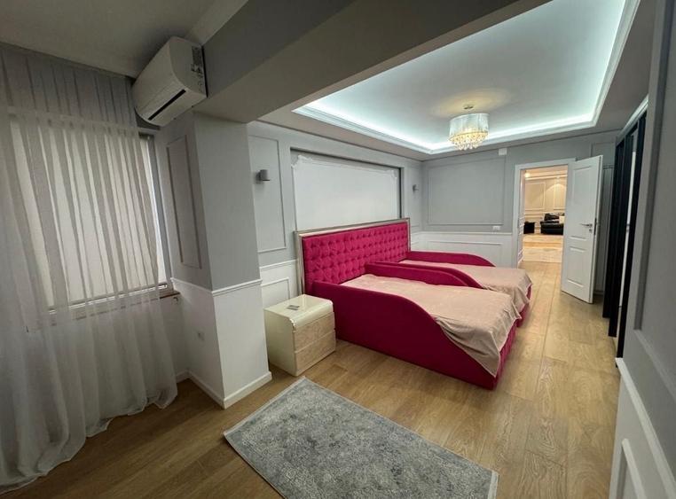 Apartament cu 3 camere decomandat în Faleza Nord