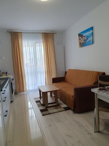 Apartament cu 2 camere semidecomandat în Chiajna