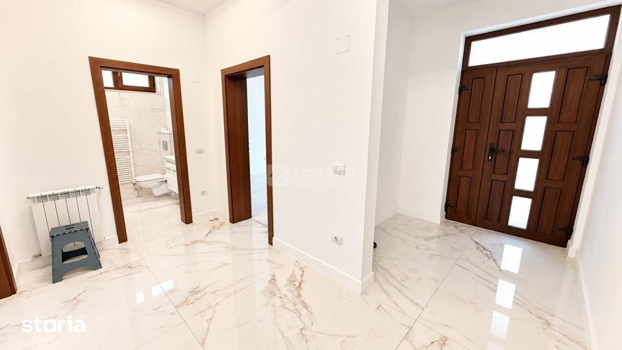 Casă cu 5 camere cu Teren 500 Mp în Valea Lupului