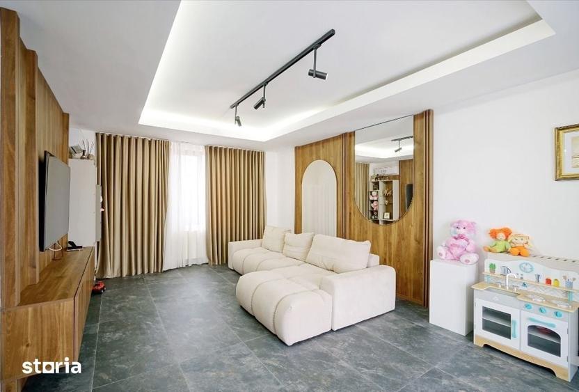 Casă cu 6 camere cu Teren 665 Mp în Snagov