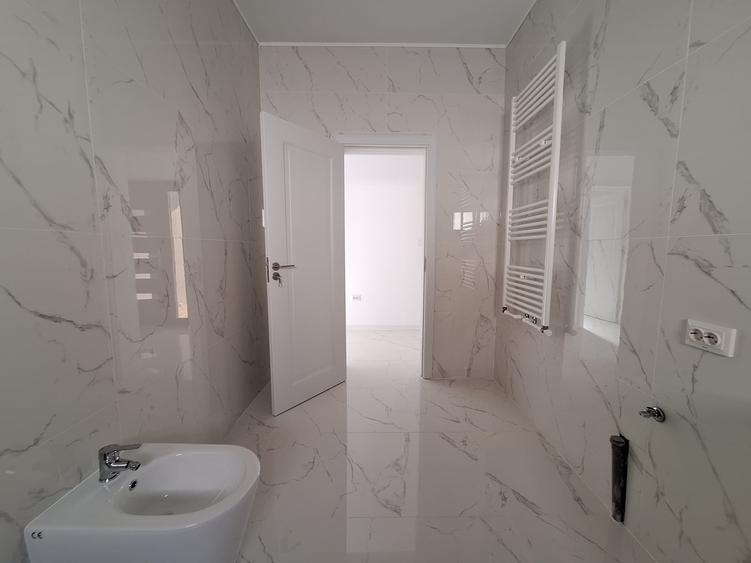 Duplex cu 4 camere cu Teren 417 Mp în Giarmata