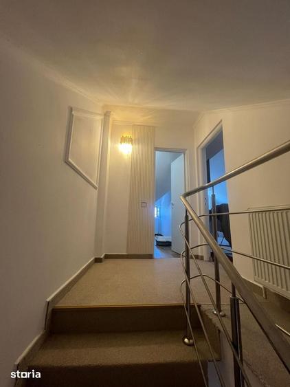 Casă cu 4 camere cu Teren 220 Mp în Năvodari