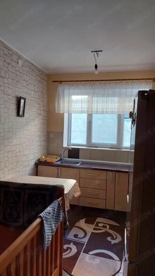 Casă cu 3 camere cu Teren 100 Mp în Central