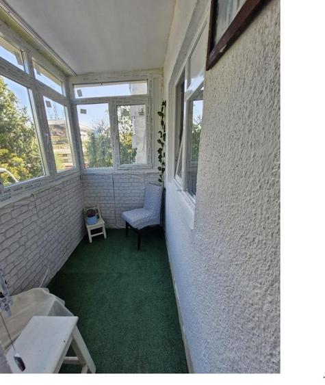 Apartament cu 3 camere decomandat în Dristor