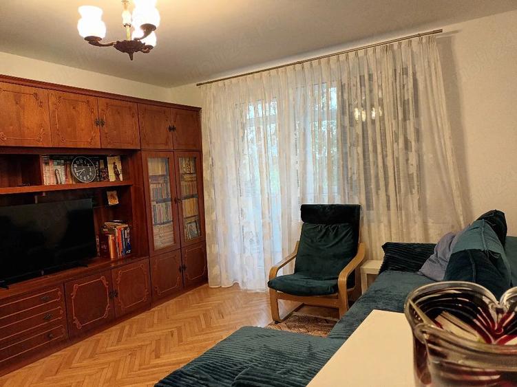 Apartament cu 2 camere decomandat în Zahana