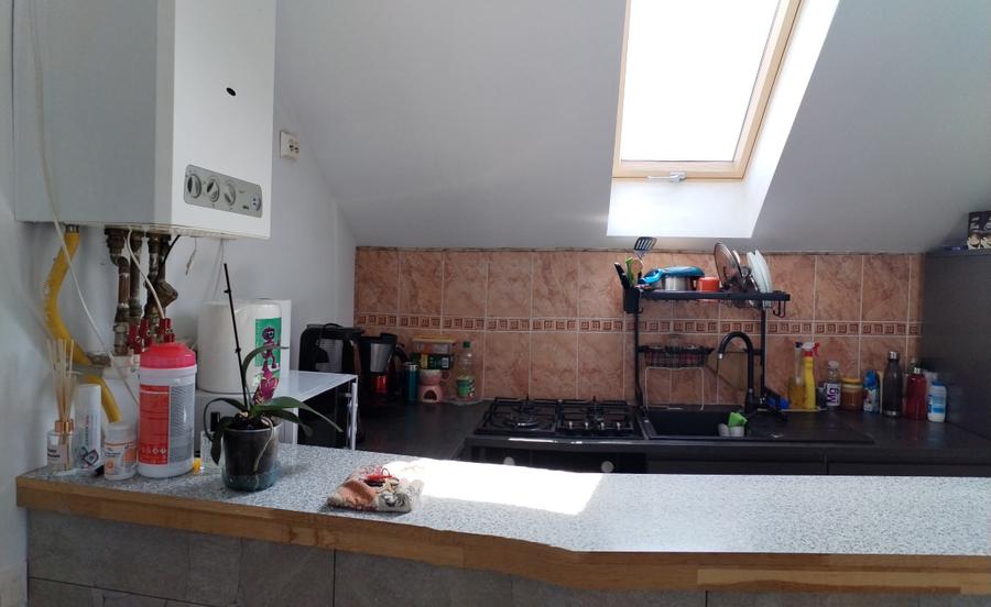Apartament cu 2 camere semidecomandat în Florești