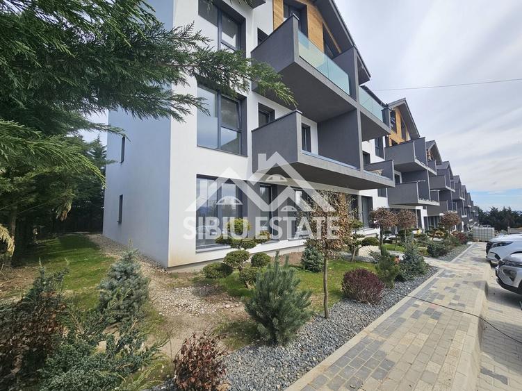 Apartament 3 camere, 2 bai clasa A - 1