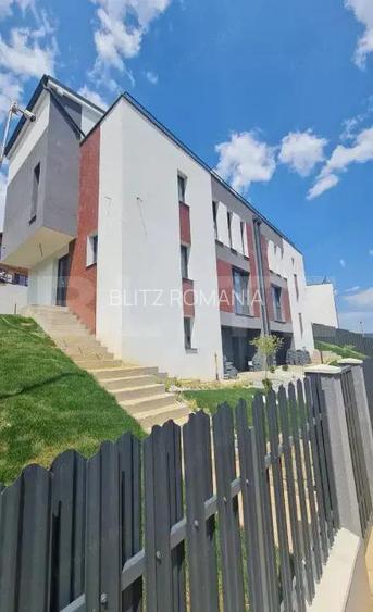 Casa de vanzare, cu 5 camere, 200 mp utili, 245 mp de teren, zona Teilor Casa de vanzare, cu 5 camere, 200 mp utili, 245 mp de teren, zona Teilor
