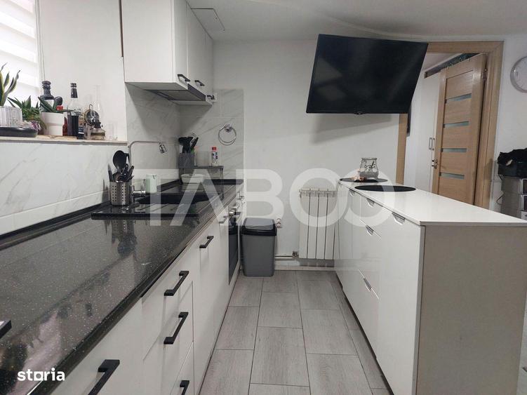 Apartament renovat complet 47 mp 3 camere str Tesatorilor Cisnadie - 12