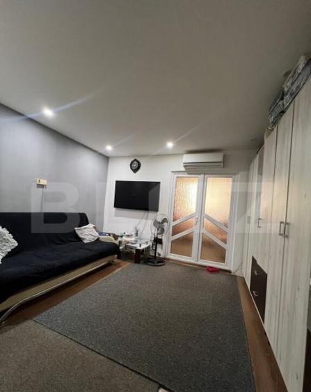 Garsoniera de vanzare, decomandata , zona Micro 3 - 5