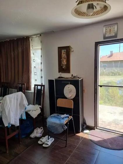 Casa Moderna: Poten?ial de Mansardare ?i Teren Generos pentru Gradina! - 11