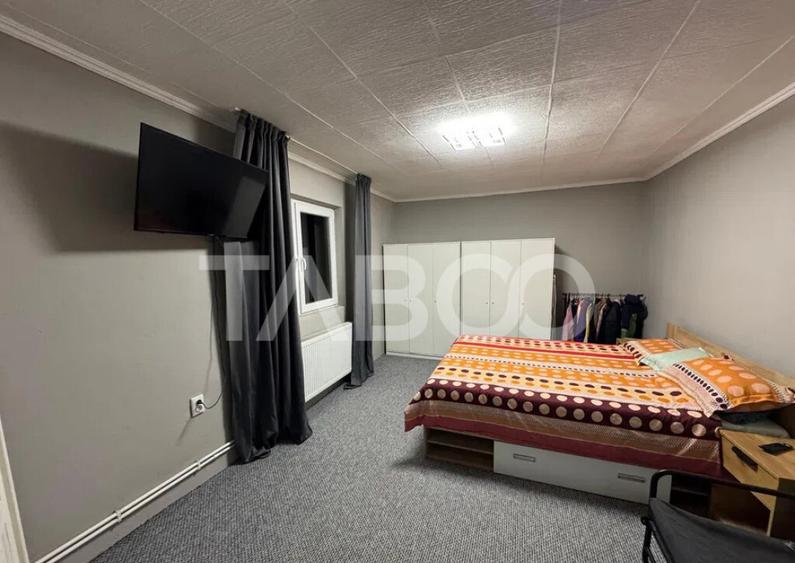 Casa centrala de vanzare in Gura Raului 560 mp curte+gradina - 6