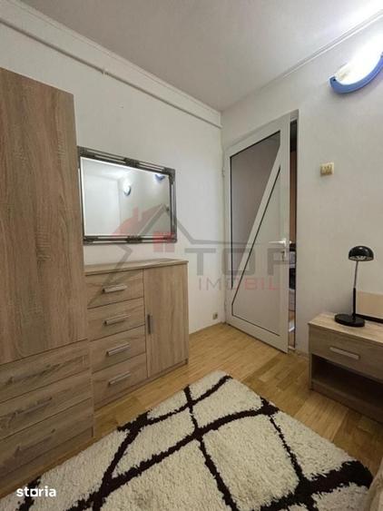 Apartament cu 3 camere semidecomandat în Dacia