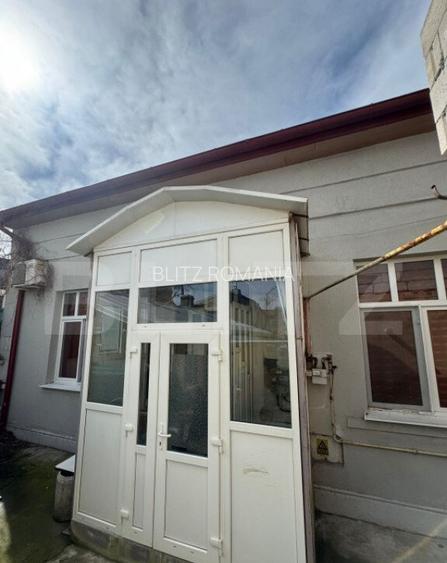 Casa cu 3 camere, 60 mp, mansarda, zona Unirii