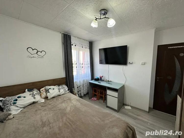 Apartament 2 camere de vanzare bloc reabilitat termic, etaj 2 4 - 5