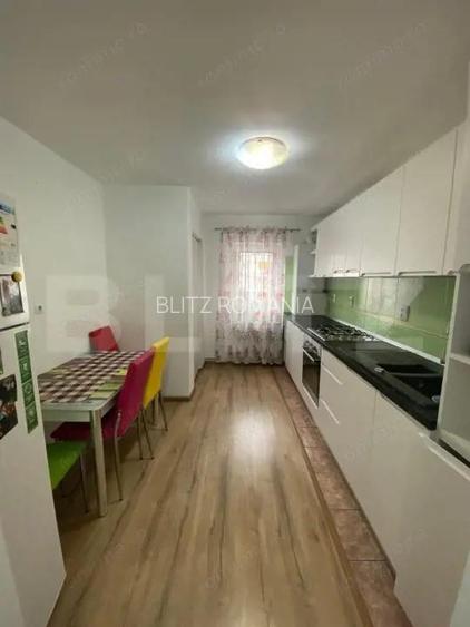Apartament 3 camere, decomandat, zona Standard Apartament 3 camere, decomandat, zona Standard