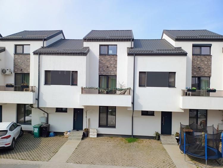 Ultima Vila de Vanzare Chiajna situate intre Padure si Lac,Comison 0 - 12