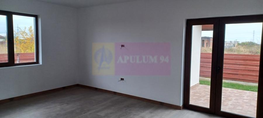 Sabareni, casa noua, 3 camere, 2 bai, bucatarie, terasa, pivnita - 3