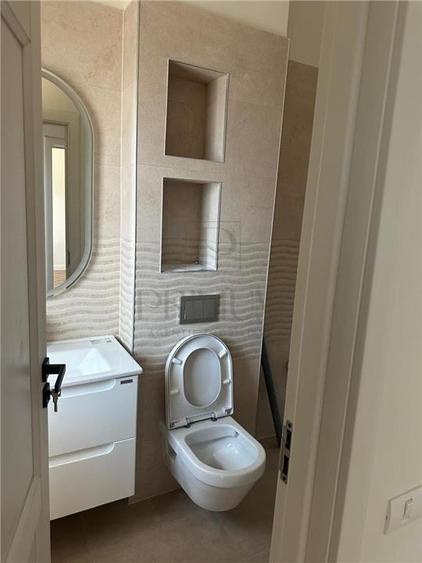 Duplex cu 4 camere cu Canalizare în Dumbrăvița