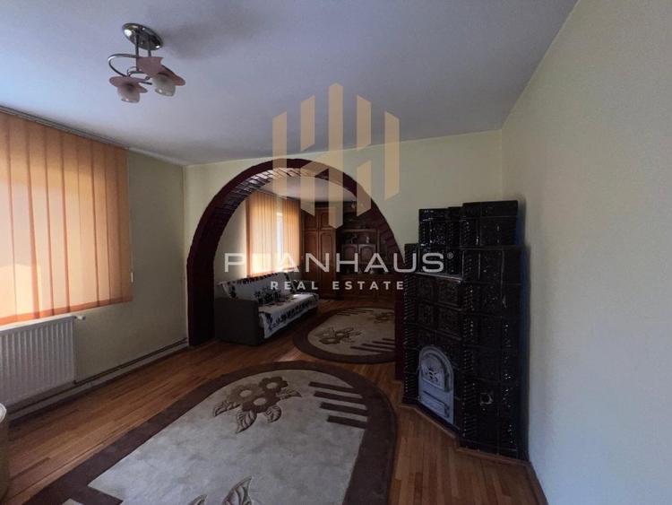 Casă Tăutii de Sus ,la drum principal pozitie excelentă ,462 mp teren - 18