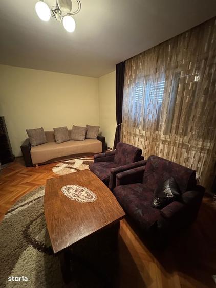 Casa de vanzare Ora?tie, zona centrala - 1